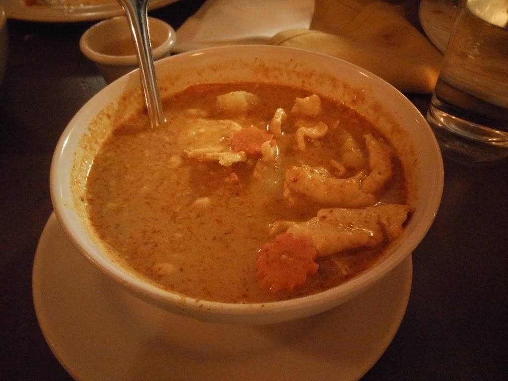 Bahn Thai restaurant | restaurant | 9811 Mickelberry Rd NW, Silverdale, WA 98383, USA | 3606921605 OR +1 360-692-1605