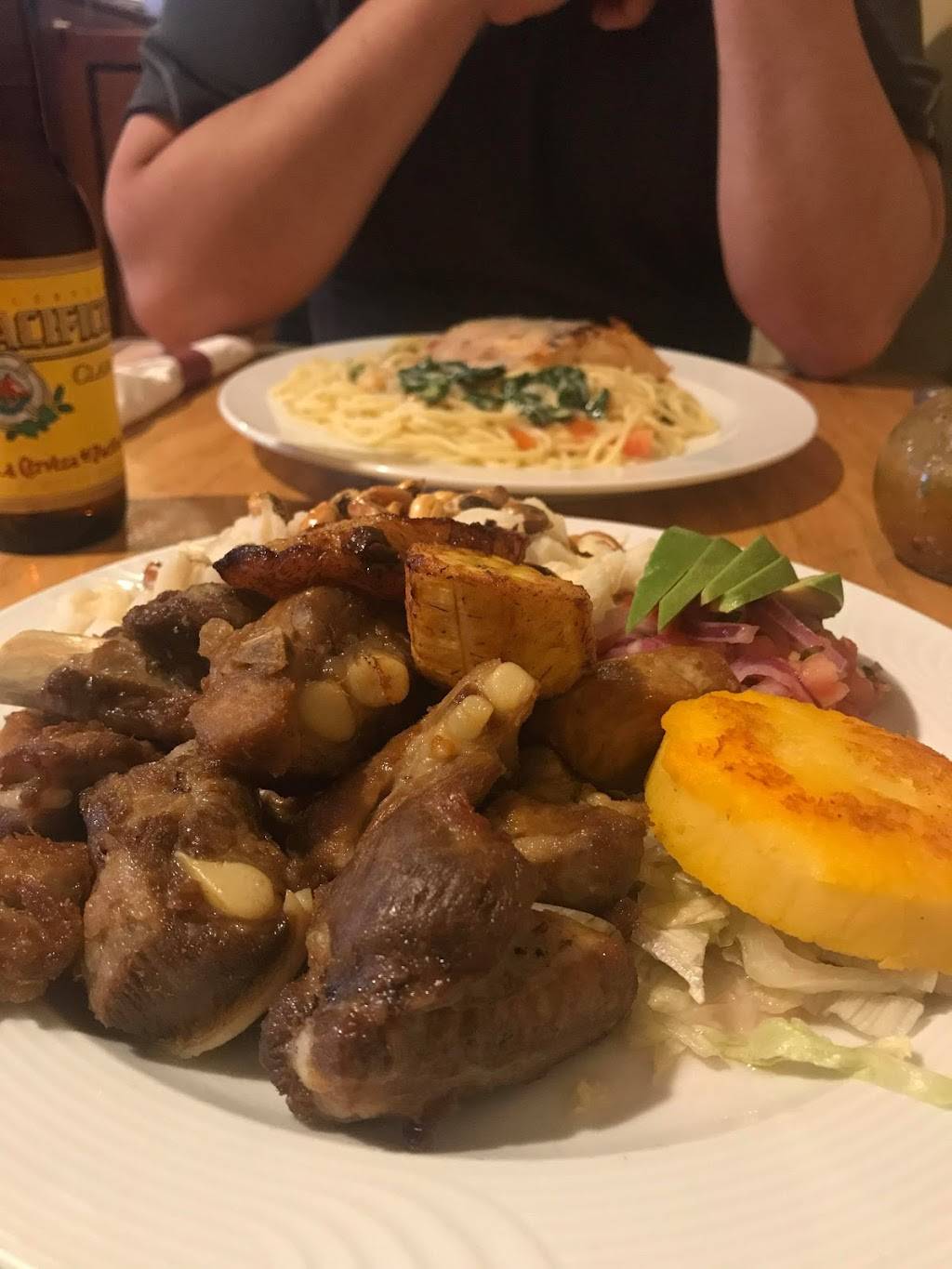 La Humita | restaurant | 3466 N Pulaski Rd, Chicago, IL 60641, USA | 7737949672 OR +1 773-794-9672