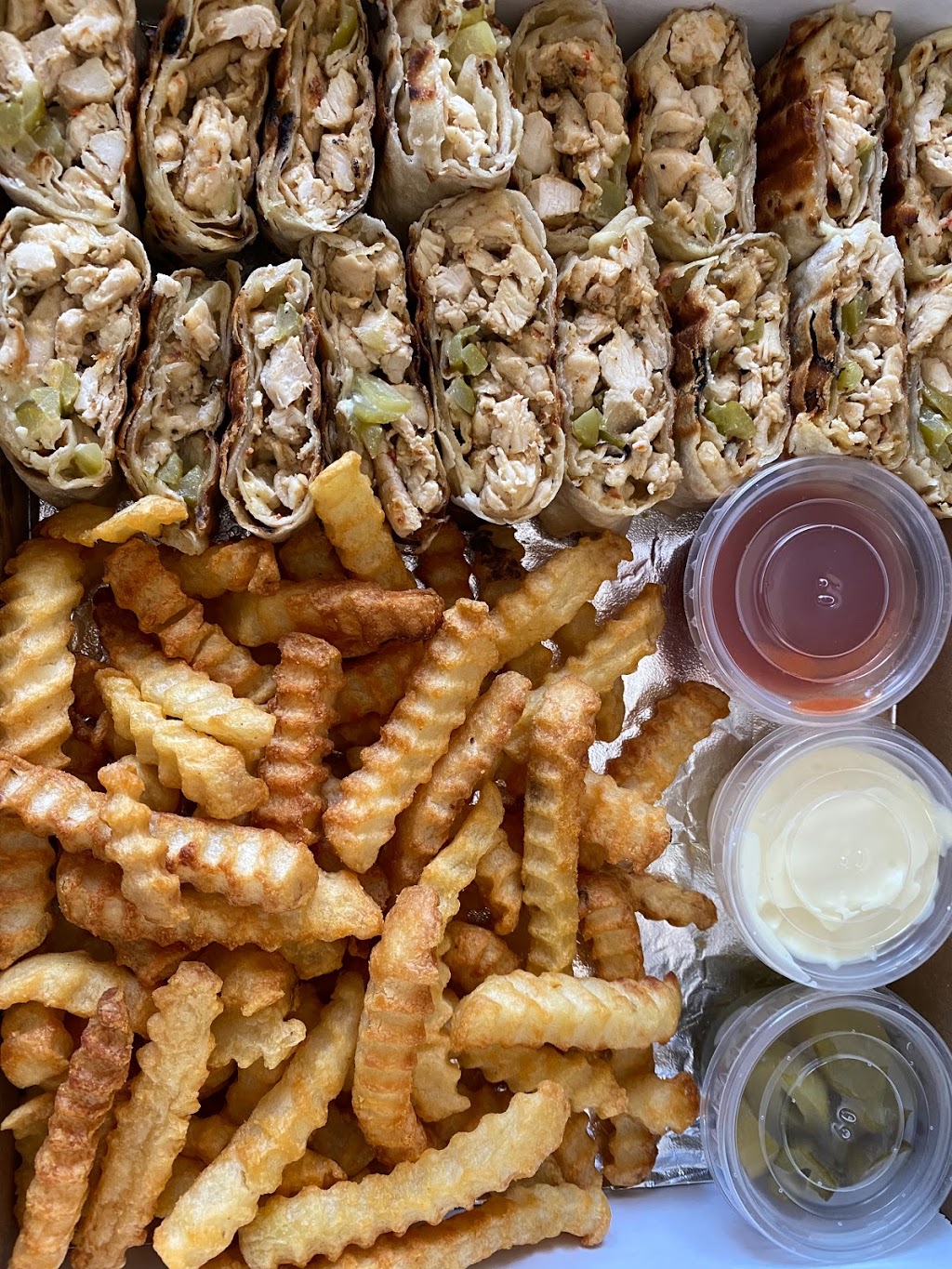 Shawerma Box | meal takeaway | 900 E Lookout Dr, Richardson, TX 75082, USA | 4699996389 OR +1 469-999-6389