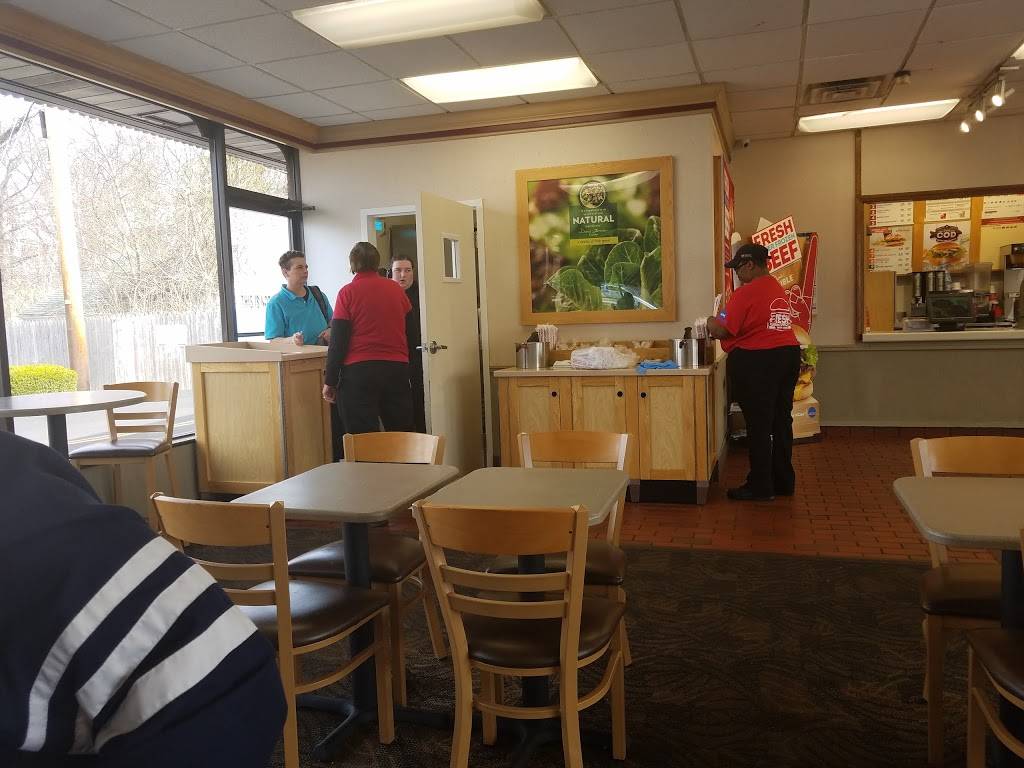 Wendys | restaurant | 5166 Airport Hwy, Toledo, OH 43615, USA | 4193823881 OR +1 419-382-3881