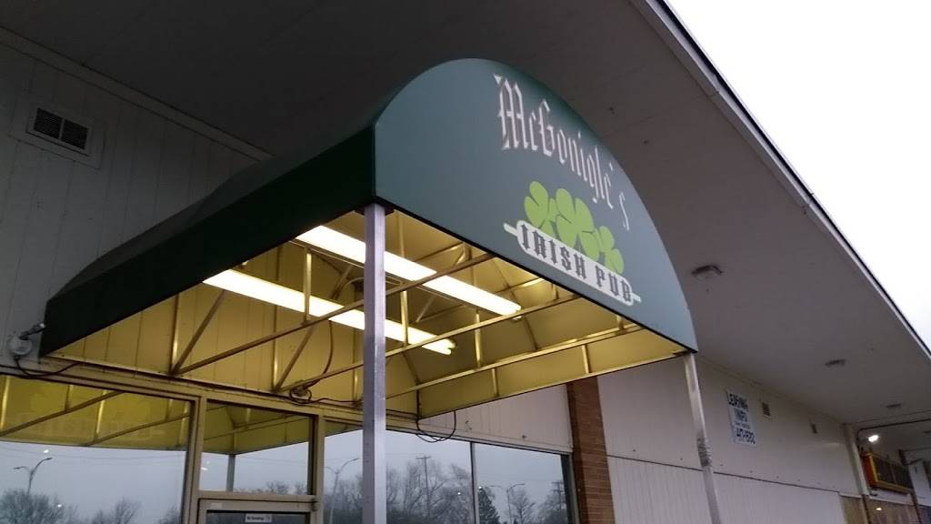 McGonigles Irish Pub | restaurant | 3512 E Main St, Kalamazoo, MI 49048, USA | 2693455400 OR +1 269-345-5400