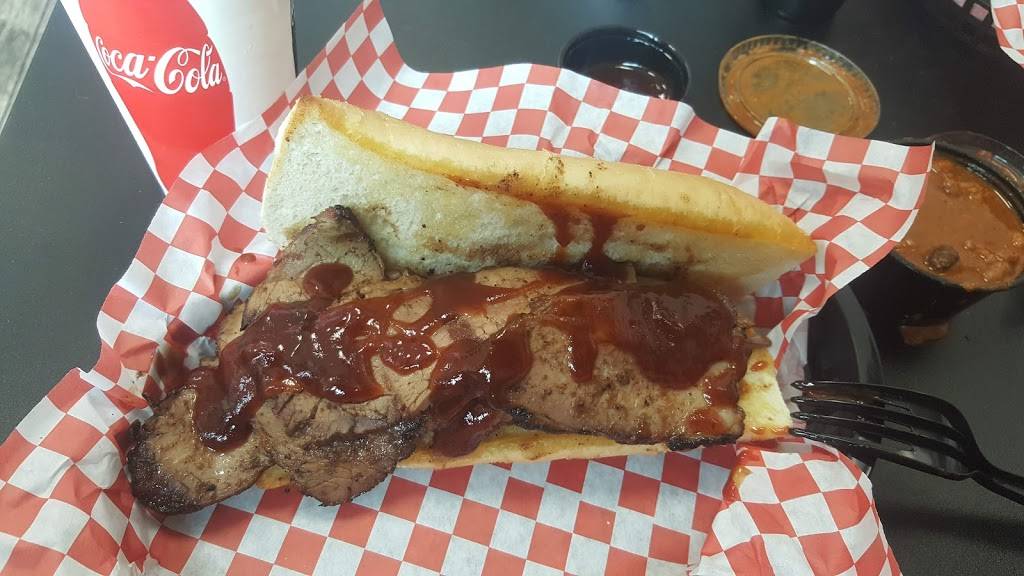 Wooddale BBQ & Grill | restaurant | 11420 Ming Ave #520, Bakersfield, CA 93311, USA | 6617357647 OR +1 661-735-7647