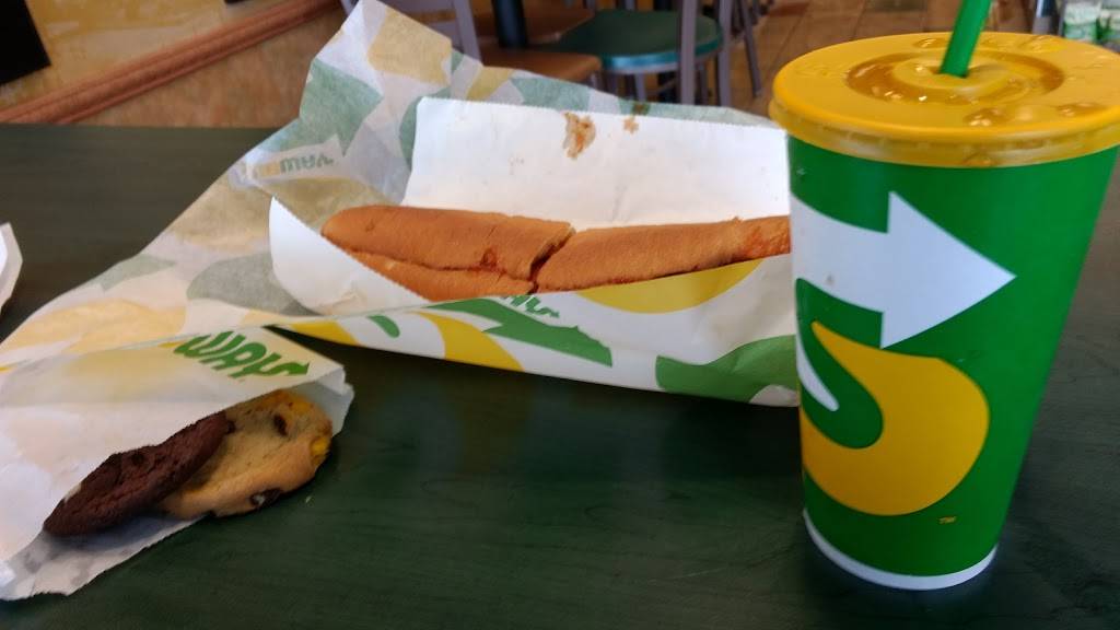 Subway | restaurant | 5550 Lawrence Ave E, Scarborough, ON M1C 3B2, Canada | 6473456757 OR +1 647-345-6757