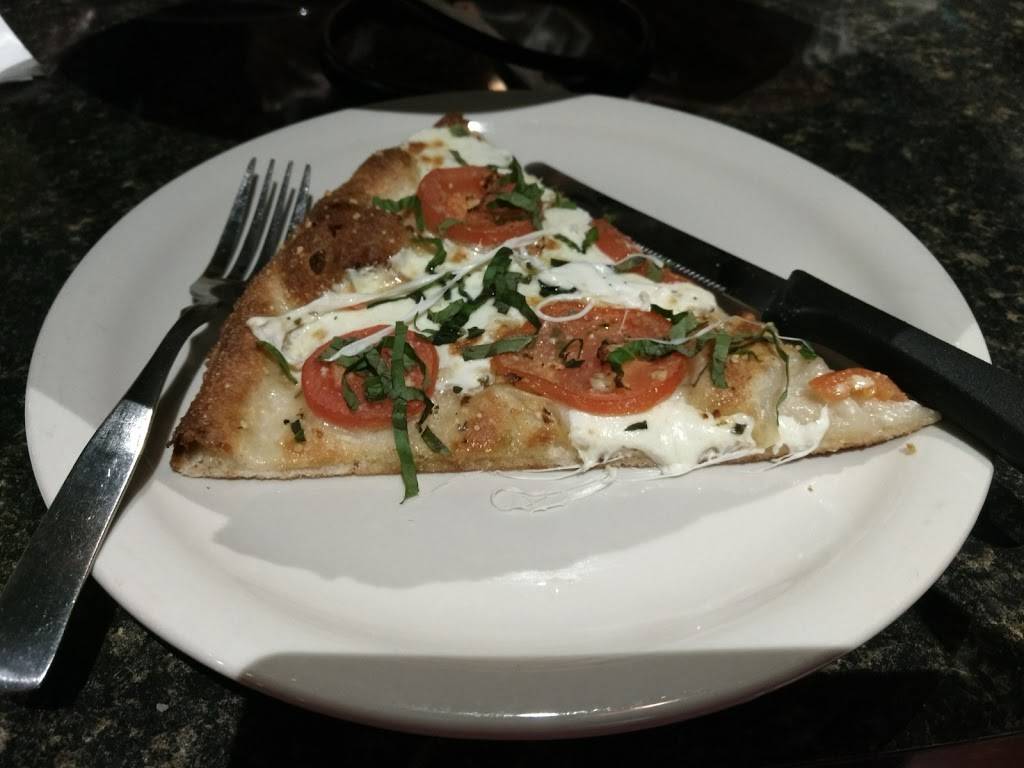 Piesanos Stone Fired Pizza | restaurant | 5200 NW 43rd St, Gainesville, FL 32608, USA | 3523717437 OR +1 352-371-7437