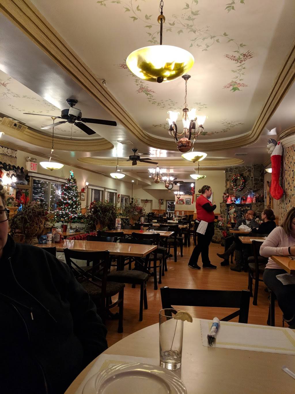 Spartan Souvlaki | restaurant | 6824 8th Ave, Brooklyn, NY 11220, USA | 7187485838 OR +1 718-748-5838