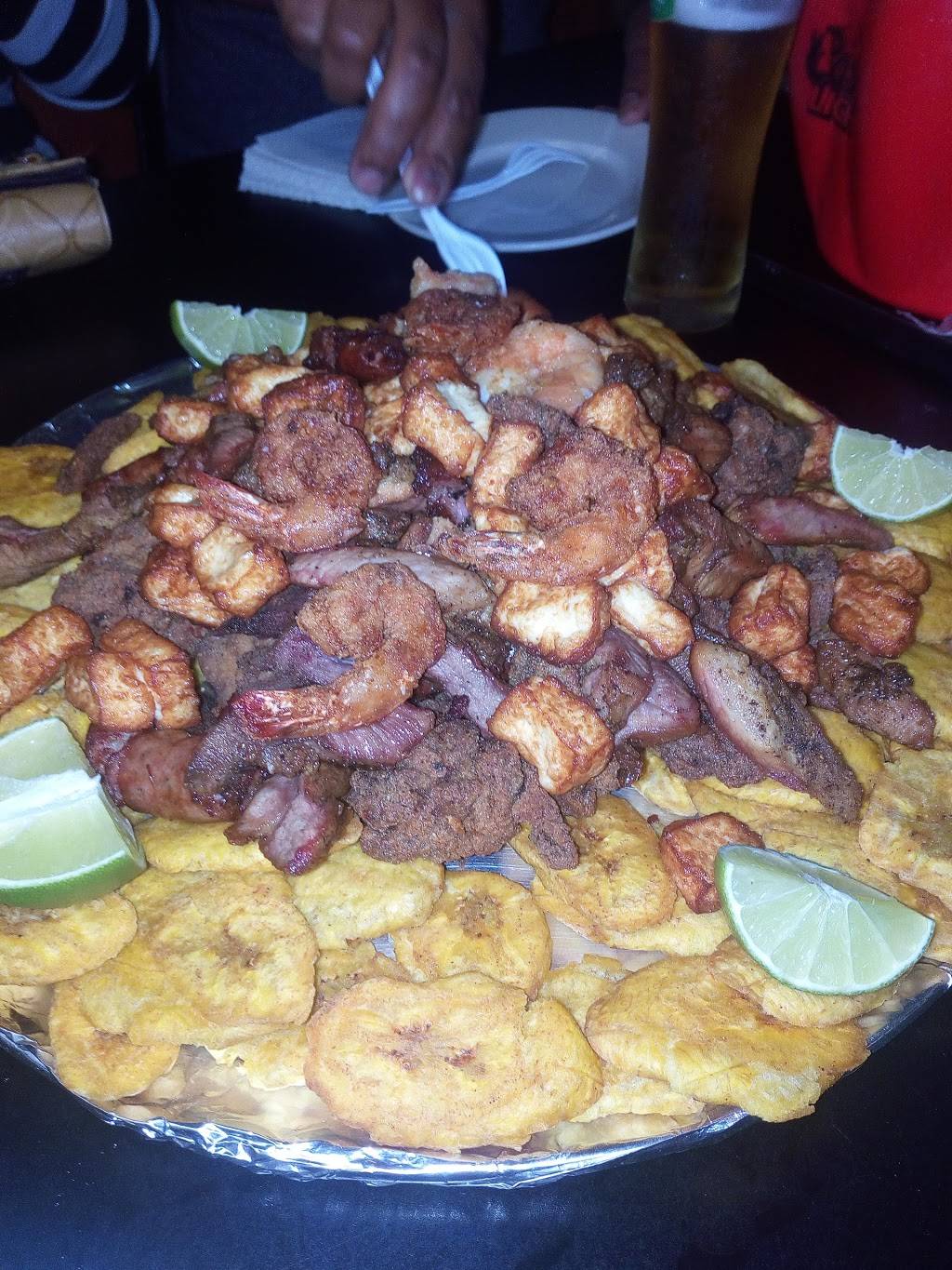 Santo Domingo Invita | restaurant | 223 Market St, Perth Amboy, NJ 08861, USA | 7328267730 OR +1 732-826-7730