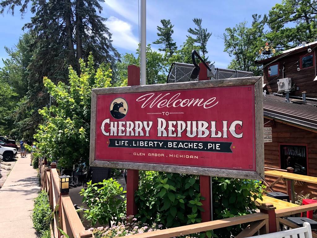 Cherry Republic Brewing Co | restaurant | 6026 S Lake St, Glen Arbor, MI 49636, USA | 2312263033 OR +1 231-226-3033