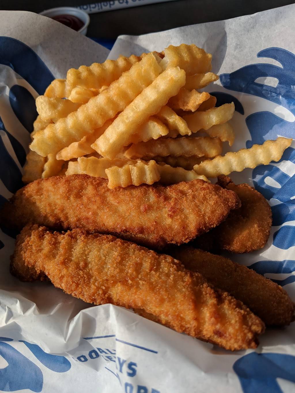 Culvers | restaurant | 6280 S Pennsylvania Ave, Lansing, MI 48911, USA | 5175756095 OR +1 517-575-6095