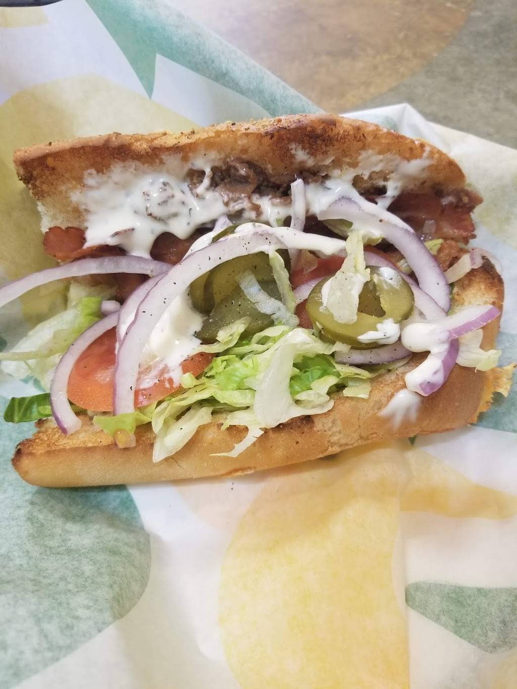 Subway | restaurant | Centre commercial Place des 4-Bourgeois, 999 Avenue de Bourgogne, Québec, QC G1W 4S6, Canada | 4186571919 OR +1 418-657-1919