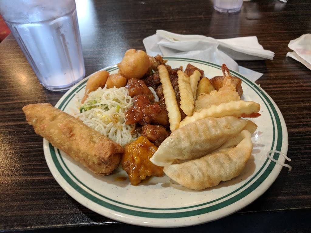 Wok In & Wok Out | restaurant | 2279 N Park Dr # 610, Holland, MI 49424, USA | 6163938880 OR +1 616-393-8880