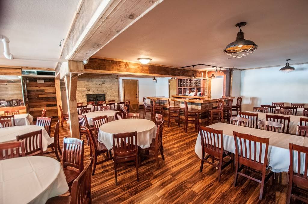 Bass Bay Brewhouse | restaurant | S79W15851 Aud Mar Dr, Muskego, WI 53150, USA | 4143779449 OR +1 414-377-9449