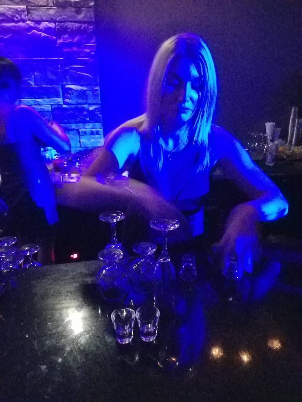 Quai Marina | restaurant | 364 Rue Notre-Dame, Repentigny, QC J6A 2S5, Canada | 4505817071 OR +1 450-581-7071