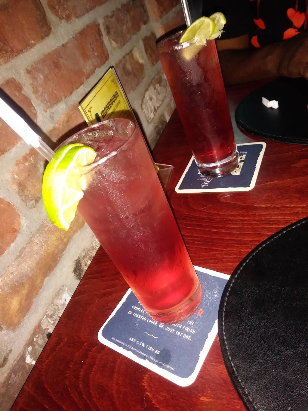 Pour Abbeys Bar & Grill | restaurant | 107 Hawkins St, Newark, NJ 07105, USA | 9735221000 OR +1 973-522-1000