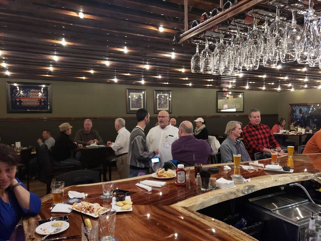 Cheers Bar and Grill | restaurant | 206 N College Ave, Newton, NC 28658, USA | 9808584015 OR +1 980-858-4015