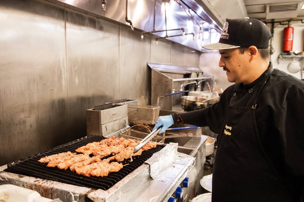 Nayong Filipino | restaurant | 1796 Whipple Rd, Union City, CA 94587, USA | 5104899888 OR +1 510-489-9888