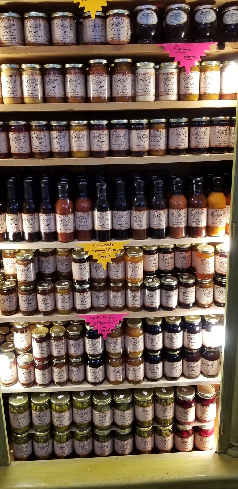 Crossroads Store | restaurant | 4916 Plank Rd, North Garden, VA 22959, USA | 4342963626 OR +1 434-296-3626