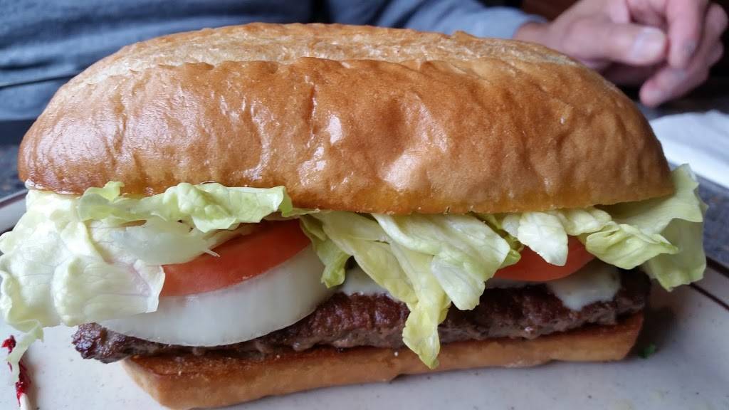 Fishin Hole Restaurant | restaurant | 103 Brumfield Ave, Montesano, WA 98563, USA | 3609644109 OR +1 360-964-4109