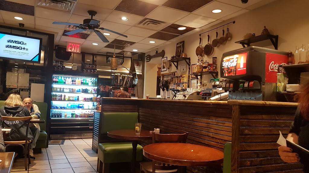 Greek Family Kitchen | restaurant | 212-02 Union Tpke, Hollis Hills, NY 11364, USA | 7184701700 OR +1 718-470-1700