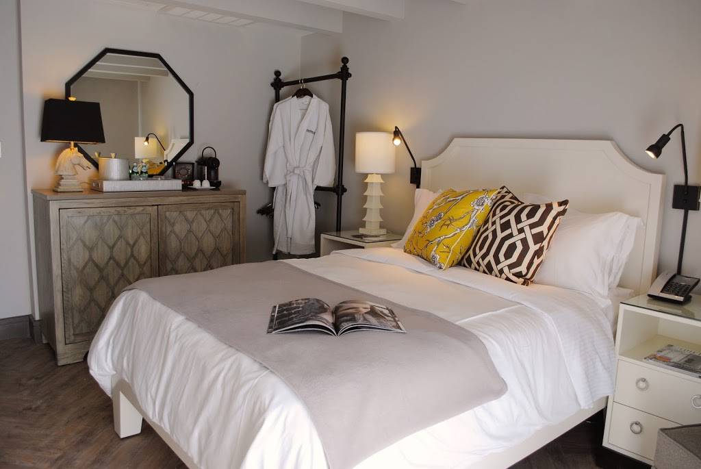 Hollywood Hotel ® | night club | 1160 N Vermont Ave, Los Angeles, CA 90029, USA | 3237460395 OR +1 323-746-0395