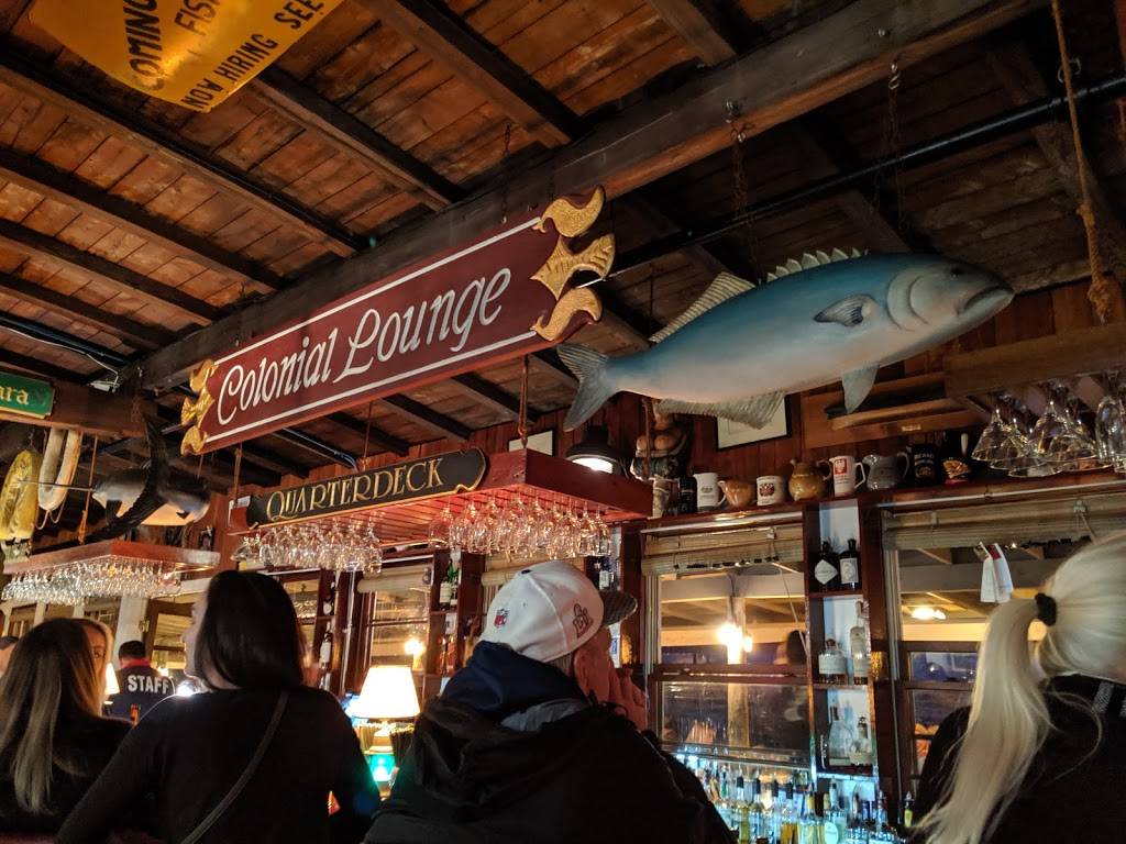 Chart Room | restaurant | 1 Shipyard Ln, Cataumet, MA 02534, USA | 5085635350 OR +1 508-563-5350