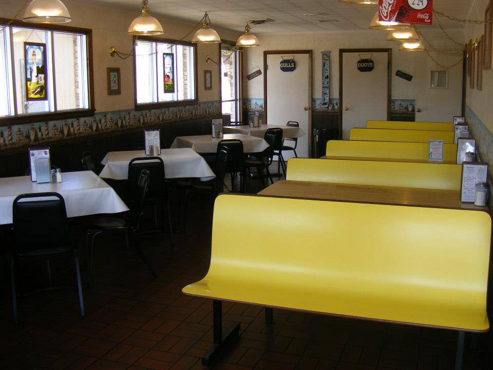 Anchorage | restaurant | 139 S Huron Ave, Harbor Beach, MI 48441, USA | 9894799494 OR +1 989-479-9494