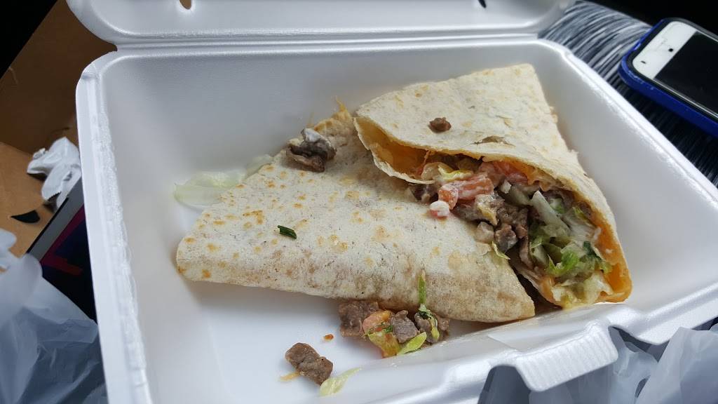 Super wings | restaurant | 112 Whitney St, Leominster, MA 01453, USA | 9785377186 OR +1 978-537-7186