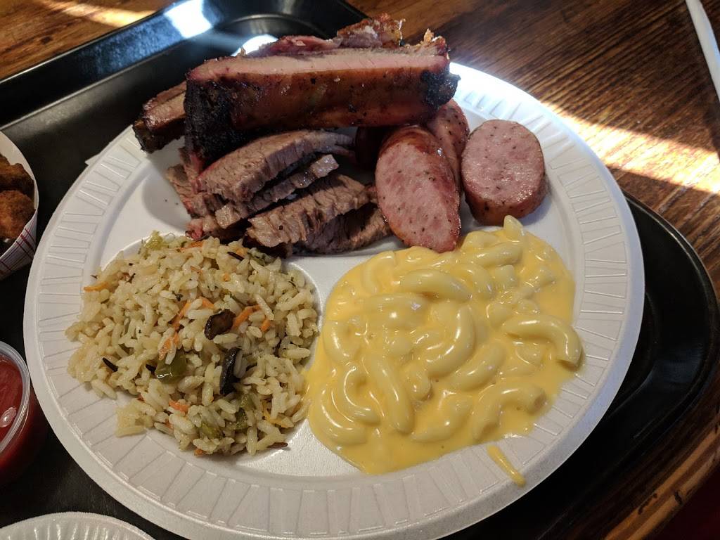 Hinzes BBQ & Catering | meal takeaway | 2101 Hwy 36 S, Sealy, TX 77474, USA | 9798857808 OR +1 979-885-7808