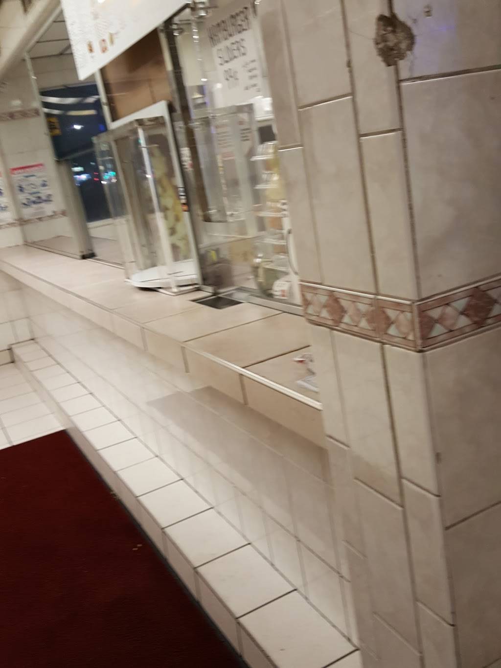 Olympia Coney Island | restaurant | 19740 W 7 Mile Rd, Detroit, MI 48219, USA | 3132467440 OR +1 313-246-7440