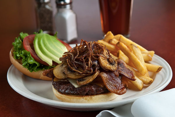 6th Street Restaurant & Sports Bar | restaurant | 55 W 6th Ave, Eugene, OR 97401, USA | 5414852961 OR +1 541-485-2961