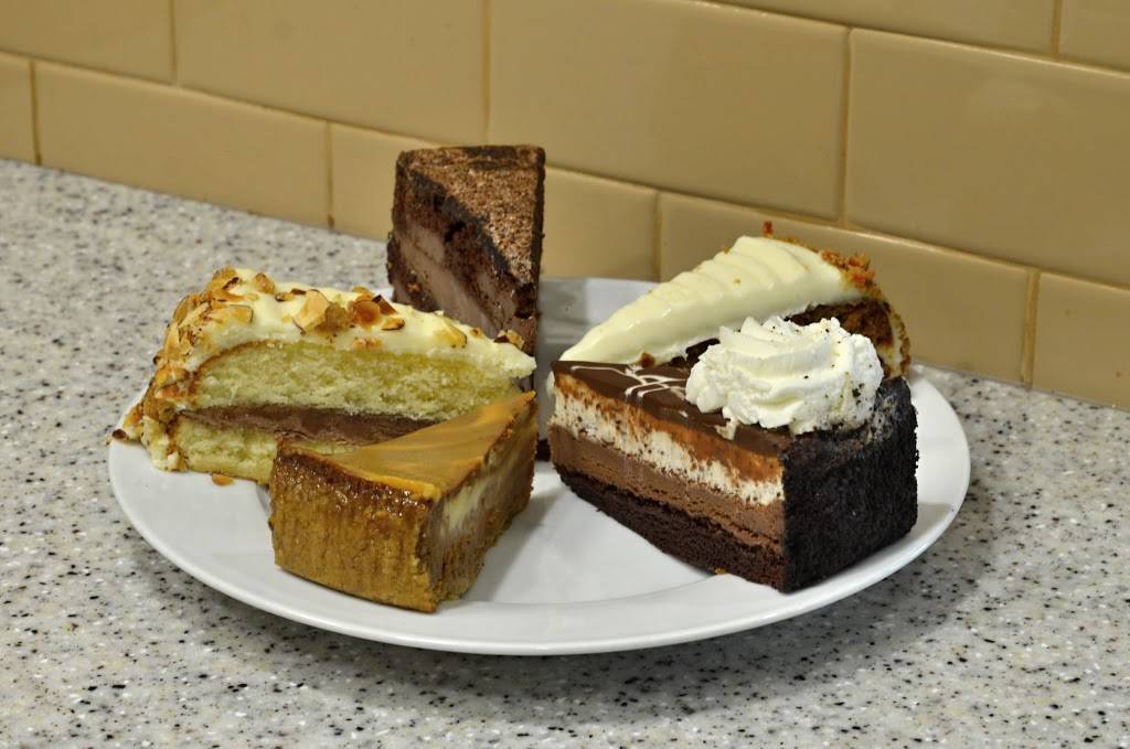 La Cucina Italiana | restaurant | 110 Flowers Crossroads Way #105, Clayton, NC 27527, USA | 9195502452 OR +1 919-550-2452