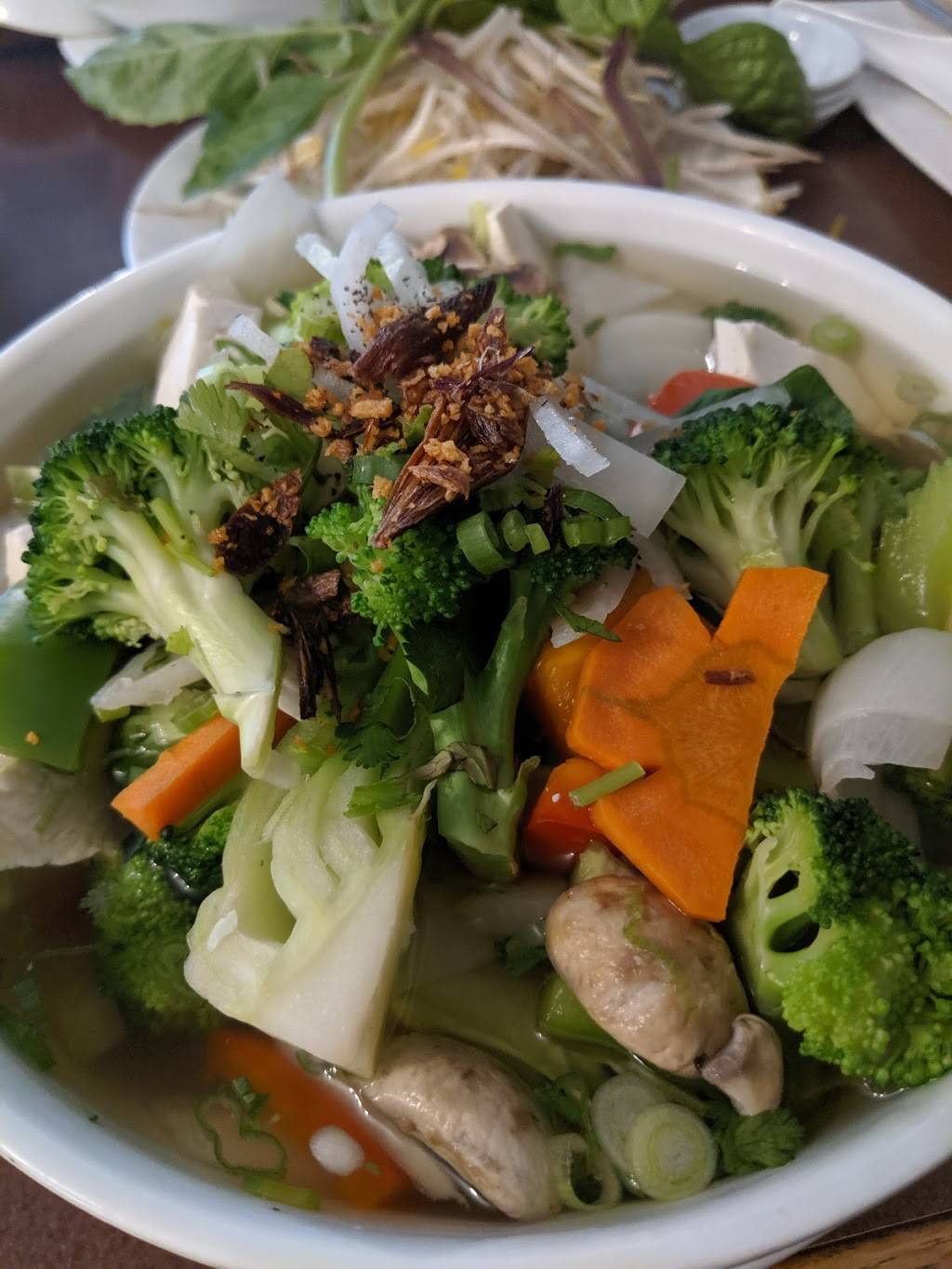 Made Pho You | restaurant | 130 Queenston Rd, Hamilton, ON L8K 1G6, Canada | 9055490393 OR +1 905-549-0393