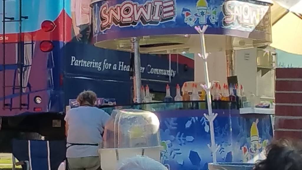 Eagle Rock Recreation Center | restaurant | 1100 Eagle Vista Dr, Los Angeles, CA 90041, USA | 3232576948 OR +1 323-257-6948