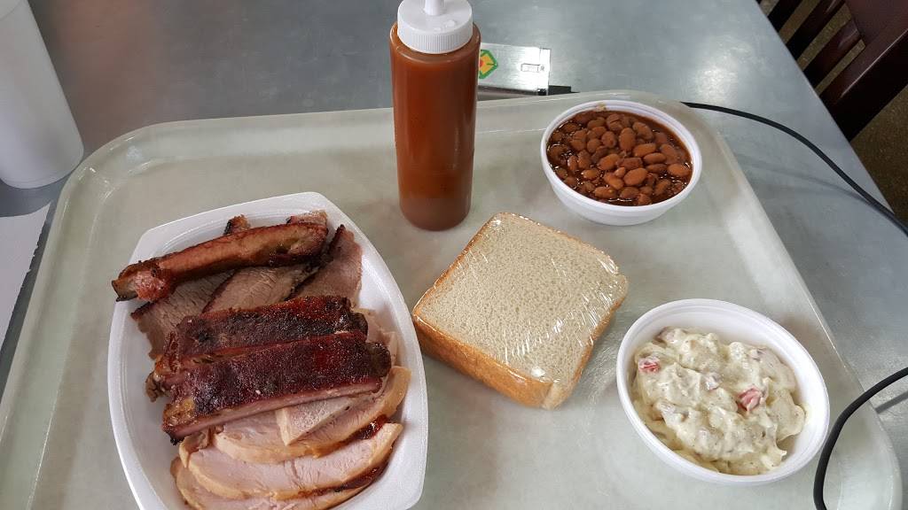 Bodacious BBQ | restaurant | 4030 Frankston Hwy, Tyler, TX 75701, USA | 9035259844 OR +1 903-525-9844
