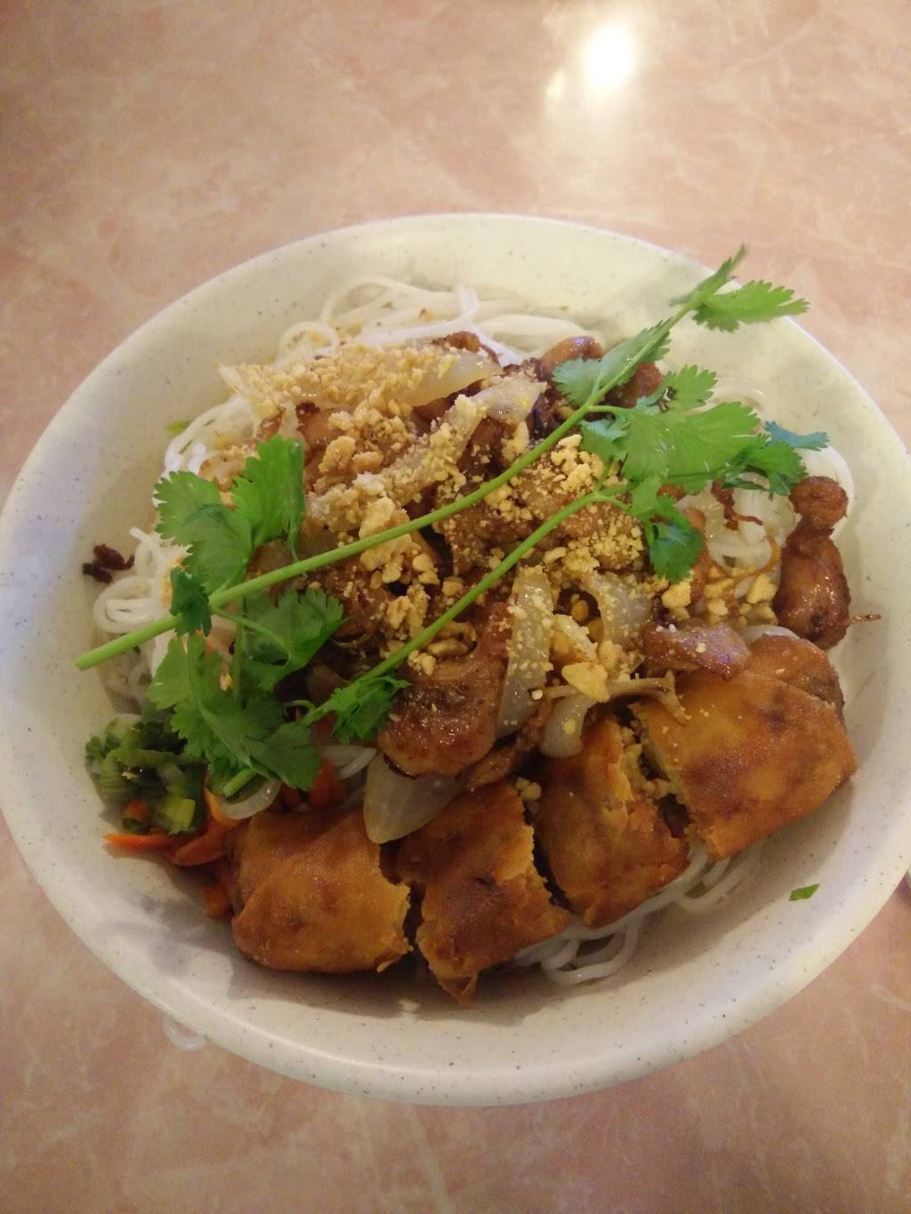 Tu Hai Restaurant | restaurant | 3909 E Belknap St, Haltom City, TX 76111, USA | 8178346473 OR +1 817-834-6473