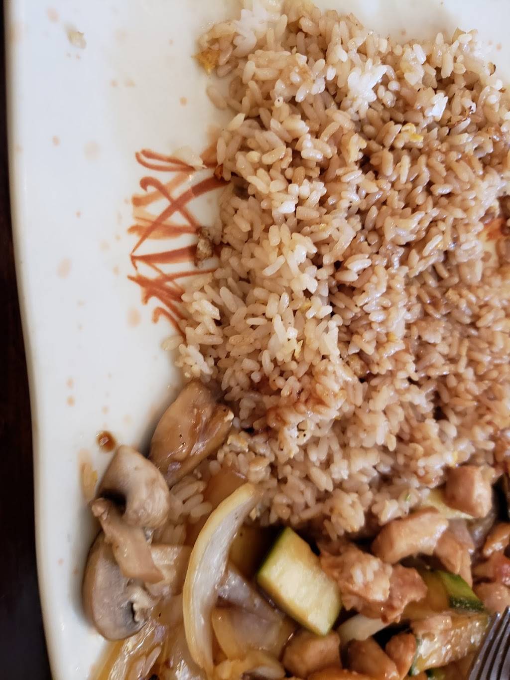 Yamato Sushi & Steak House | restaurant | 729 Hartford Pike, Dayville, CT 06241, USA | 8607740888 OR +1 860-774-0888