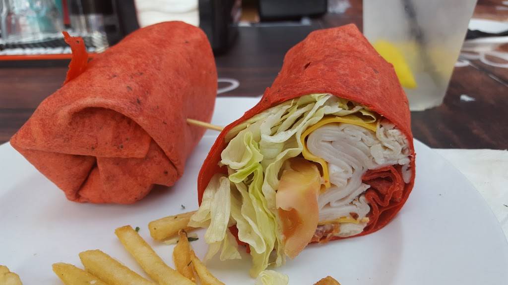 McFaddens Restaurant and Saloon | restaurant | 9425 W Coyotes Blvd, Glendale, AZ 85305, USA | 6238720022 OR +1 623-872-0022