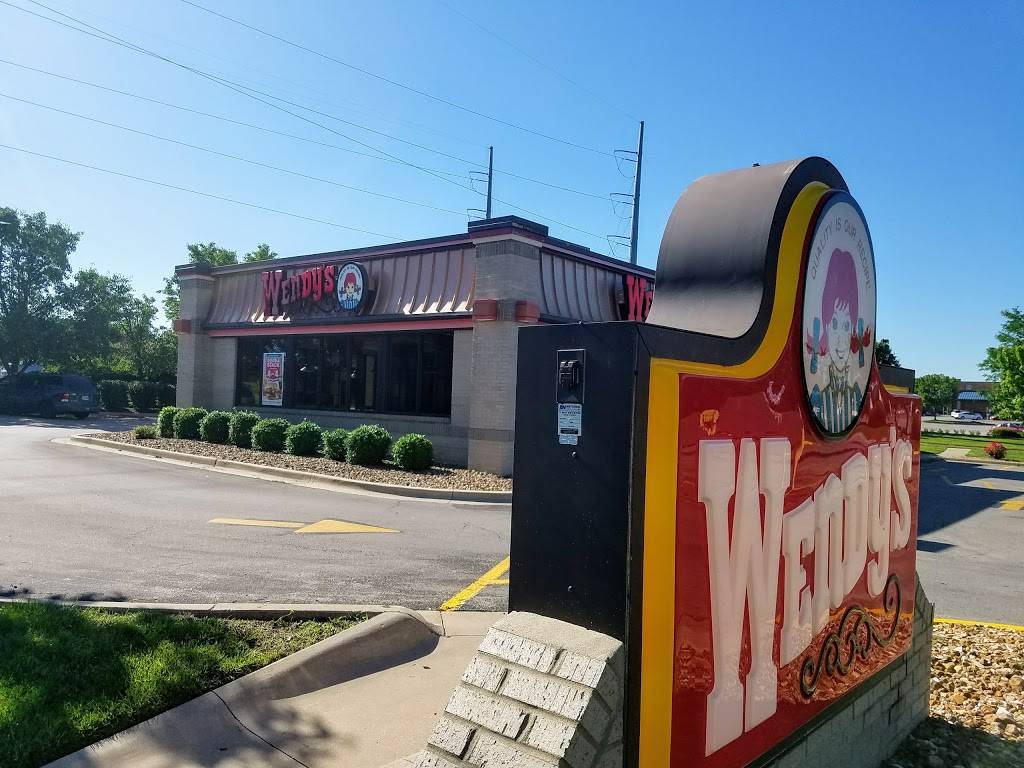 Wendys | restaurant | 13514 S Alden St, Olathe, KS 66062, USA | 9137687785 OR +1 913-768-7785