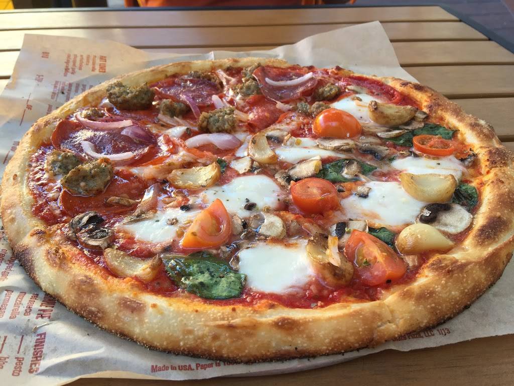 Blaze Pizza | meal takeaway | 1091 Newport Center Dr, Newport Beach, CA 92660, USA | 9496122749 OR +1 949-612-2749