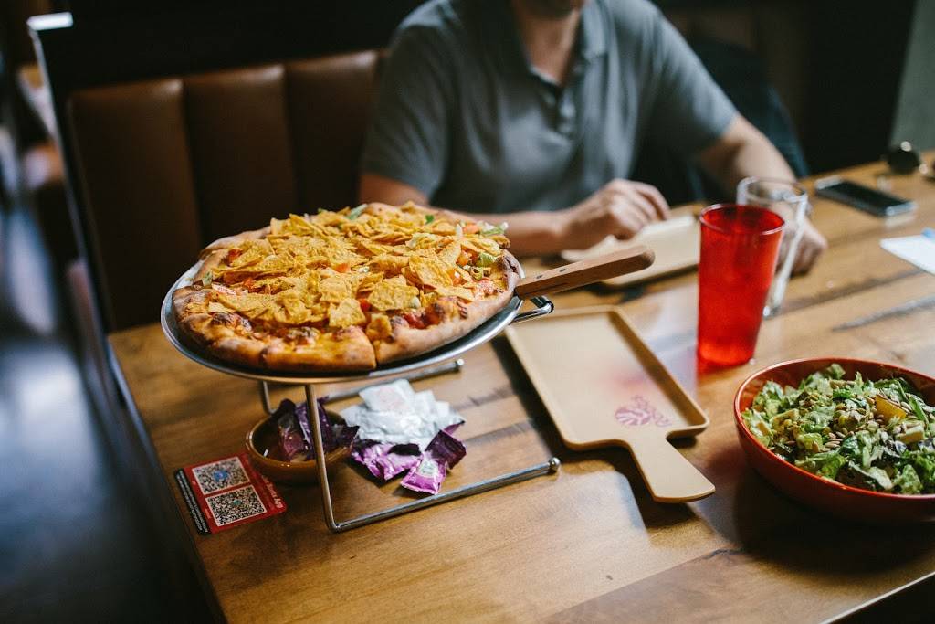 Roots Handmade Pizza - South Loop | restaurant | 744 S Dearborn St, Chicago, IL 60605, USA | 7736454909 OR +1 773-645-4909