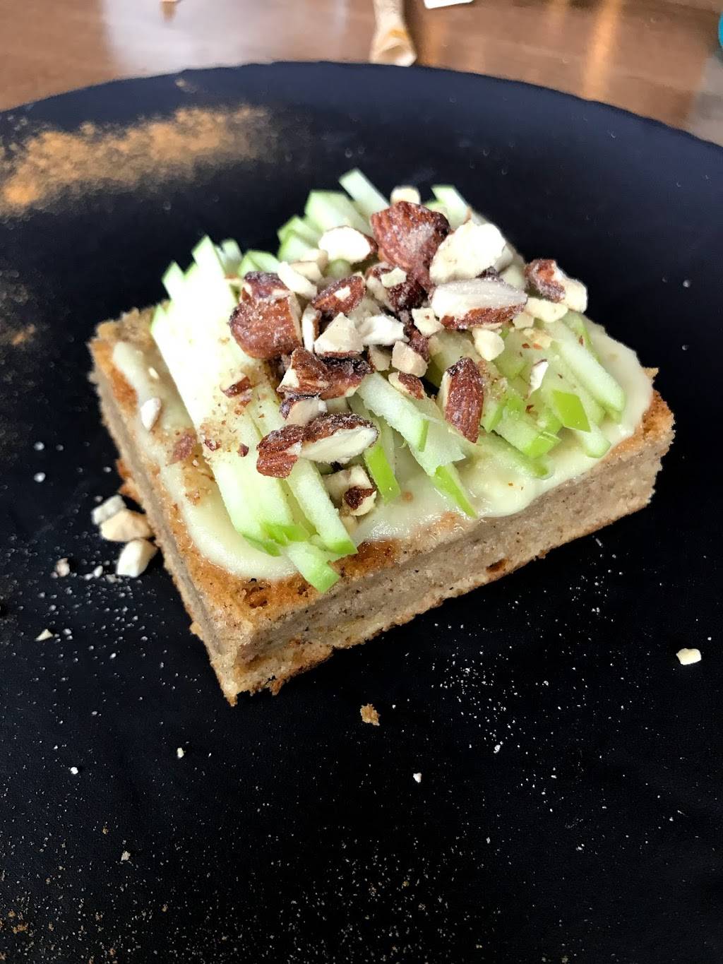 Resto Capucine | restaurant | 7000 Boulevard Maurice-Duplessis, Montréal, QC H1G 0A1, Canada | 5143287604 OR +1 514-328-7604