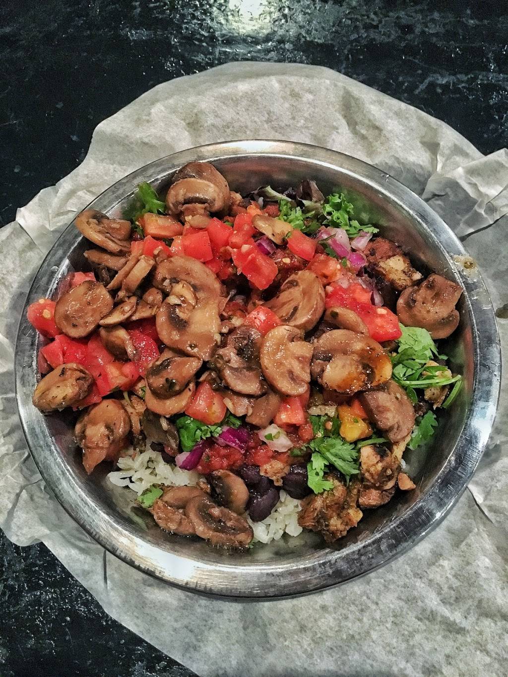 Überrito Mexican Grill La Centerra | restaurant | 23501 Cinco Ranch Blvd, Katy, TX 77494, USA | 2813717150 OR +1 281-371-7150