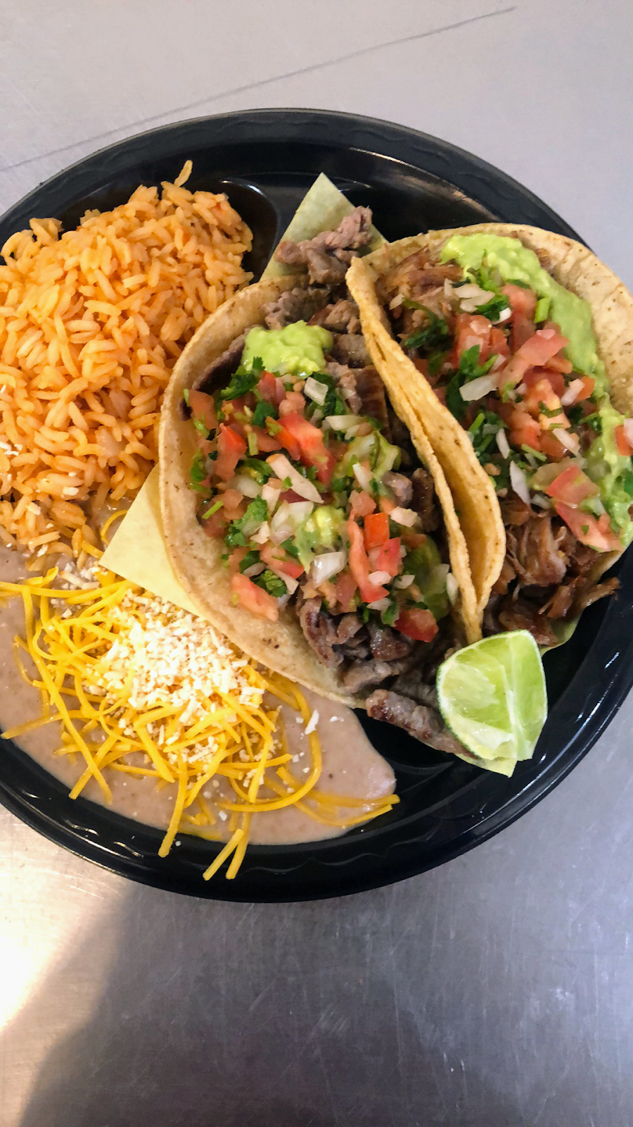 Jilberto’s Taco Shop | restaurant | 41413 Margarita Rd unit 102, Temecula, CA 92591, USA | 9512960110 OR +1 951-296-0110