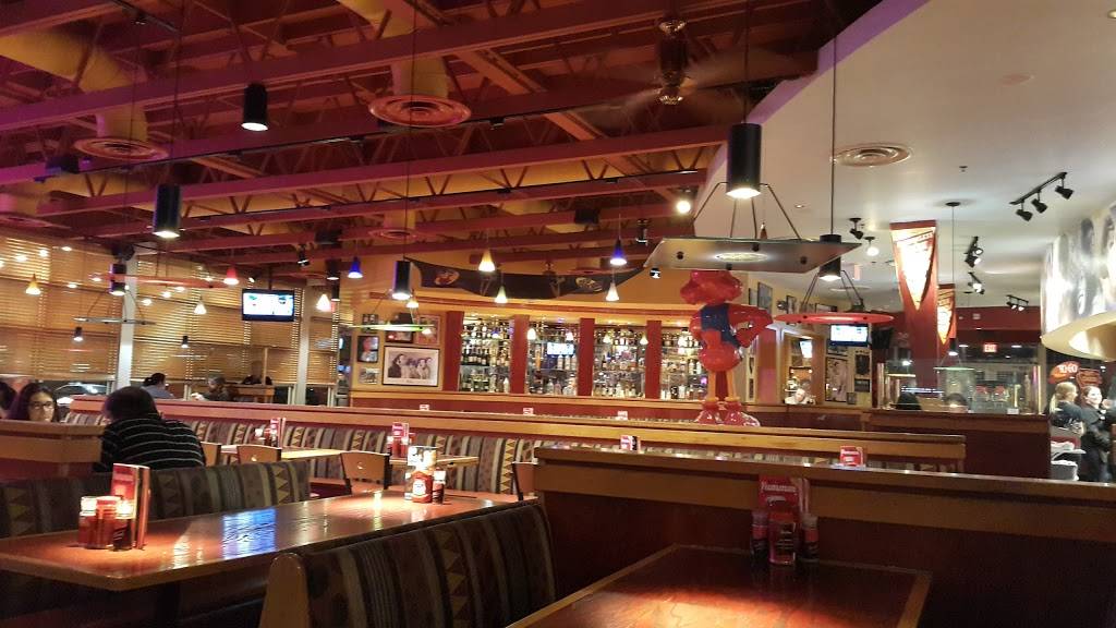Red Robin Gourmet Burgers and Brews | restaurant | 15 Hazard Ave, Enfield, CT 06082, USA | 8607417003 OR +1 860-741-7003