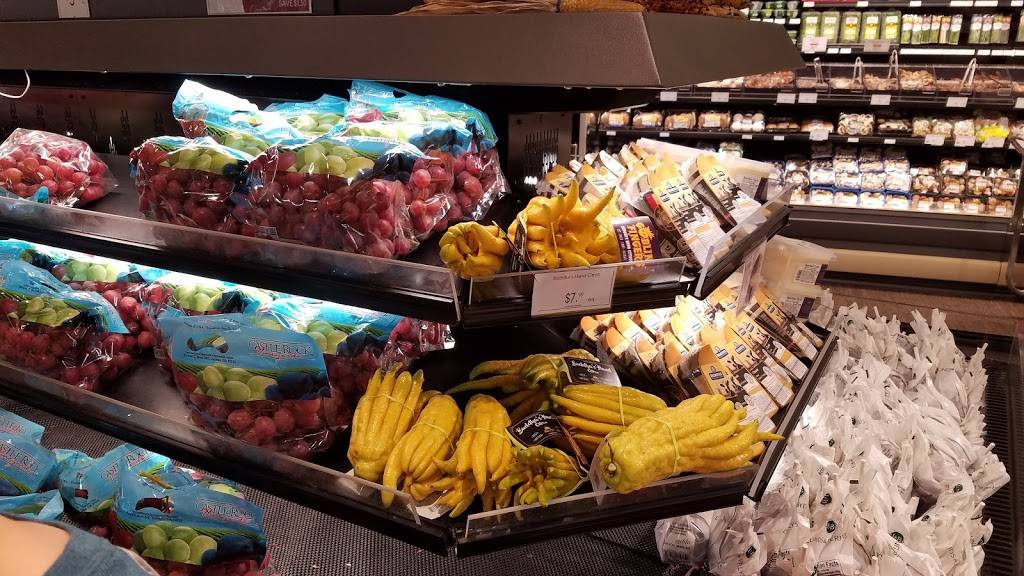 Minnesota Grille | restaurant | 1601 County Rd C West, Roseville, MN 55113, USA | 6516336949 OR +1 651-633-6949