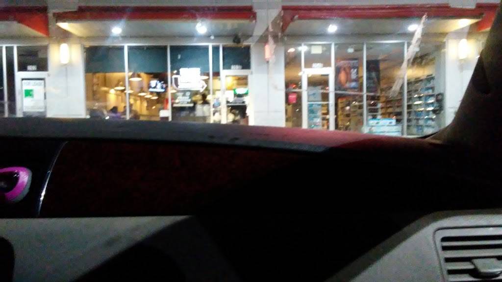 Wingstop | restaurant | 9208 E R L Thornton Fwy #204, Dallas, TX 75228, USA | 2143217222 OR +1 214-321-7222