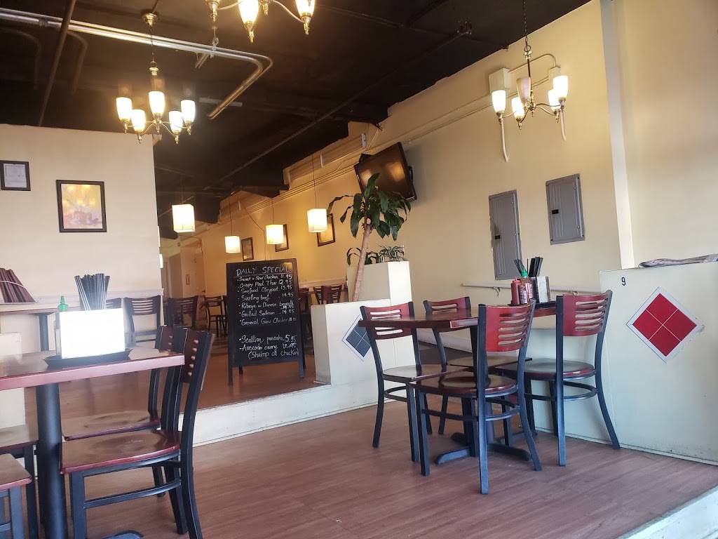 New Saigon Restaurant | restaurant | 985 Bennington St, Boston, MA 02128, USA | 6175616500 OR +1 617-561-6500