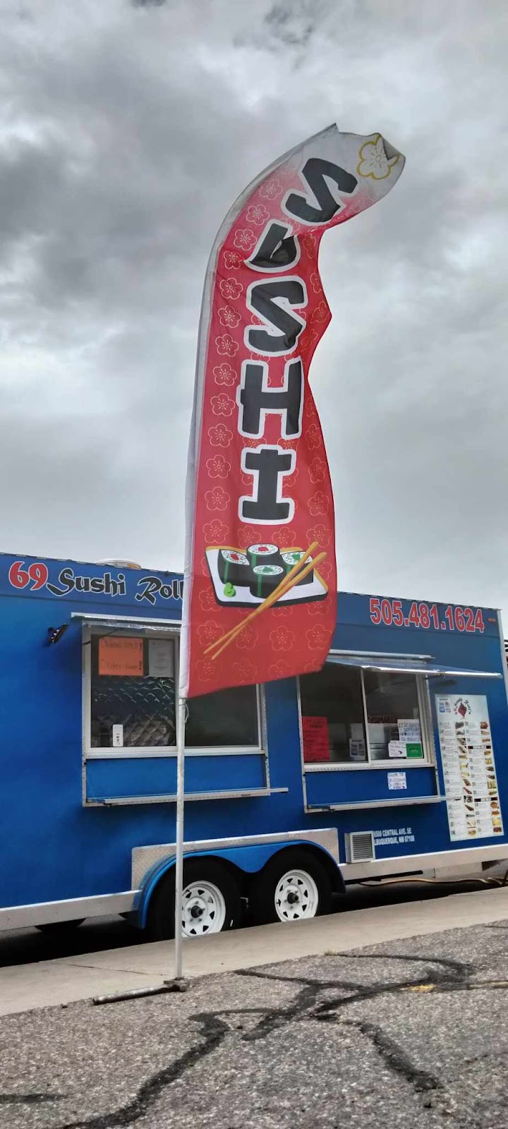 69 sushi rolls | restaurant | Sierra Grande Ave NE, Albuquerque, NM 87112, USA | 5054811624 OR +1 505-481-1624