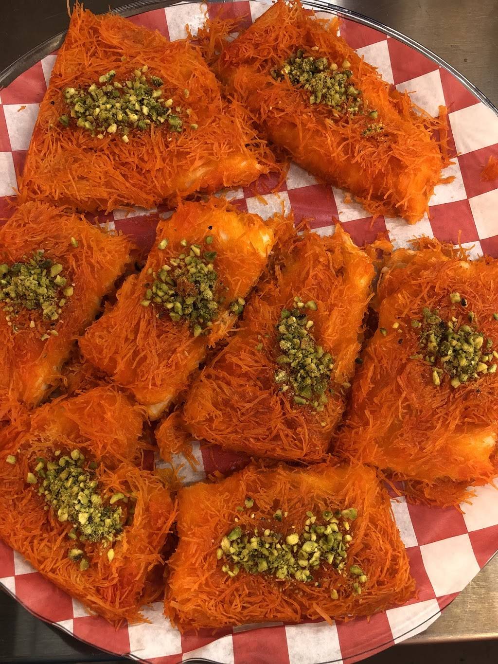 Falafel Oasis | restaurant | 226 W Broadway, Louisville, KY 40202, USA | 5027422030 OR +1 502-742-2030