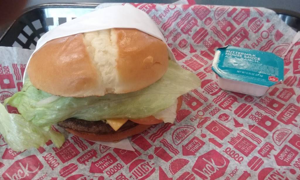 Jack in the Box | restaurant | 770 W Ramsey St, Banning, CA 92220, USA | 9518490702 OR +1 951-849-0702