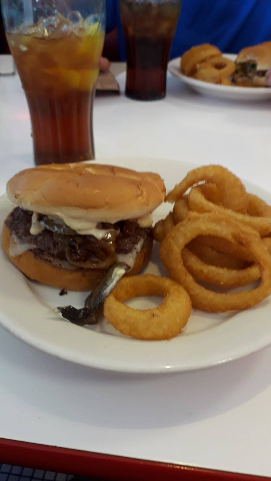 Steak n Shake | restaurant | 1182 Battlefield Pkwy, Fort Oglethorpe, GA 30742, USA | 7068581919 OR +1 706-858-1919